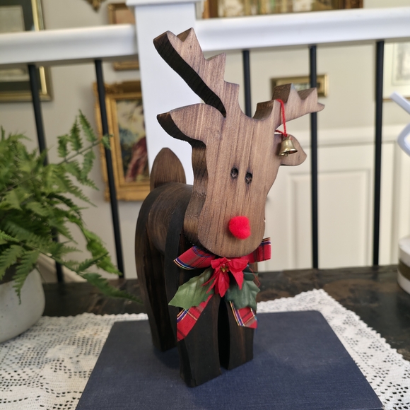 Wooden Reindeer Folk Art Figurine 10" Tall Rustic Christmas Decor w/ Red Nose - Picture 7 of 11